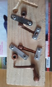 quarter-handles-block